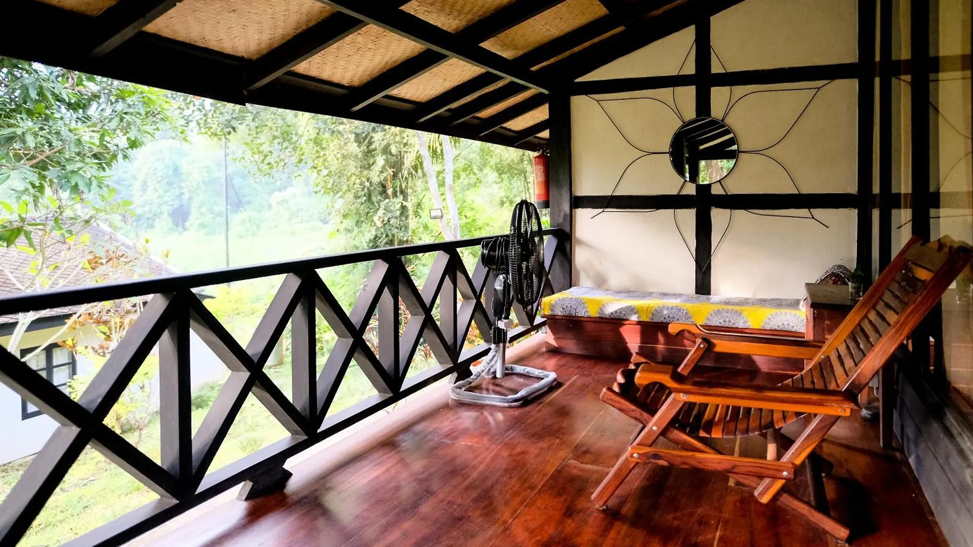*** Resort Hillside - Nature Lifestyle Lodge Luang Prabang Laos